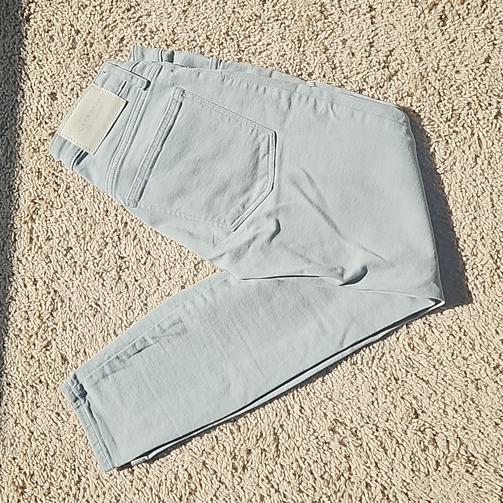 Lucky Brand jeans